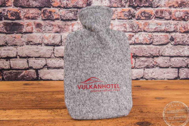 W&auml;rmflasche mit Logodruck f&uuml;r Hotels
