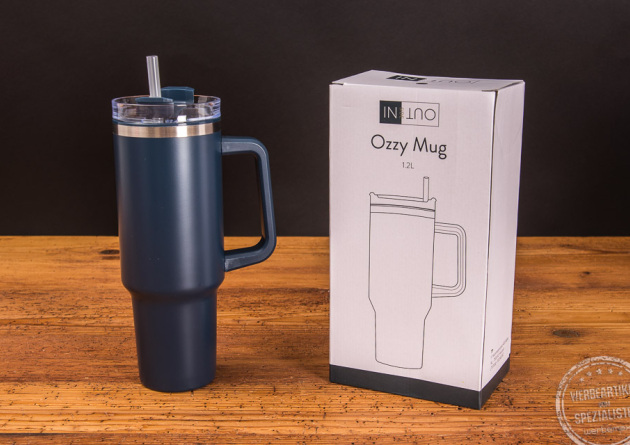 Trinkbecher Ozzy 1200ml in navyblau mit Kartonverpackung