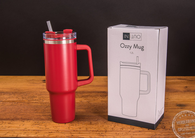 Trinkbecher Ozzy 1200ml in rot mit Kartonverpackung