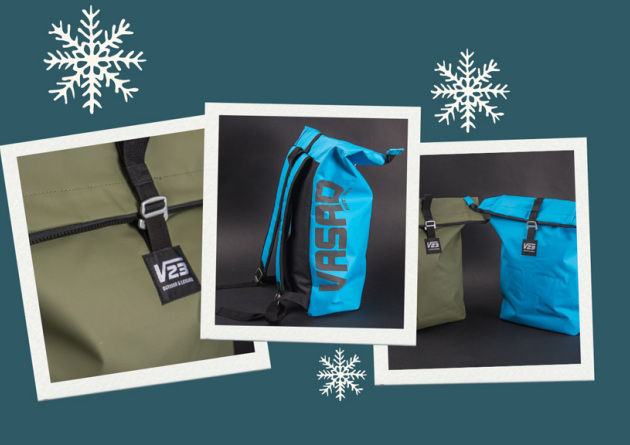 Drei Polaroids mit Bildern des All-Weather Rucksacks von VASAD als Werbertikel.