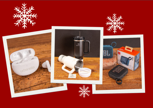 Drei Polaroids mit Marken Werbeartikeln über 35 EUR.