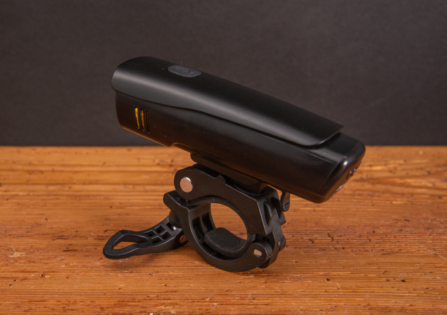 Bike Light Fahrradlampe in schwarz mit dezentem Logodruck. Als hochwertiges Werbegeschenk, Prämie oder Mitarbeitergeschenk mit Ihrem Logo verschenken.