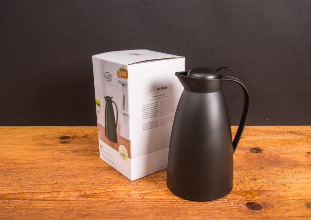 alfi Isolierkanne ECO in Schwarz mit Originalverpackung – nachhaltiger Markenartikel als Werbegeschenk mit Logo.