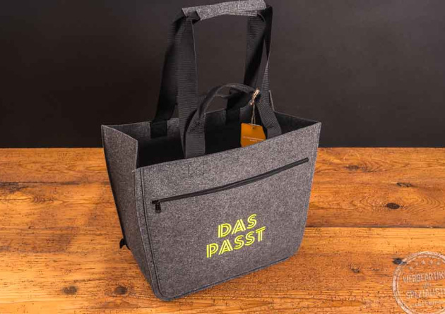 Faltbarer Filzkorb mit Logostick als Werbeartikel