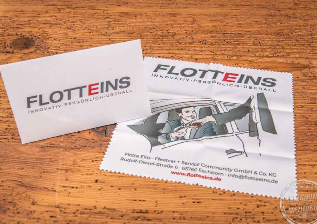 Brillenputztuch mit bedruckter Verpackung