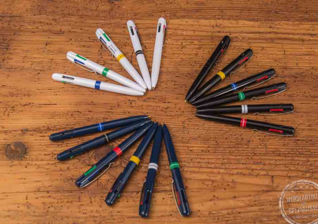 Werbekugelschreiber Schneider Take4 mit Logo in schwarz und wei&szlig;