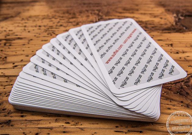 Spielkarten mit Werbedruck auf der Rückseite