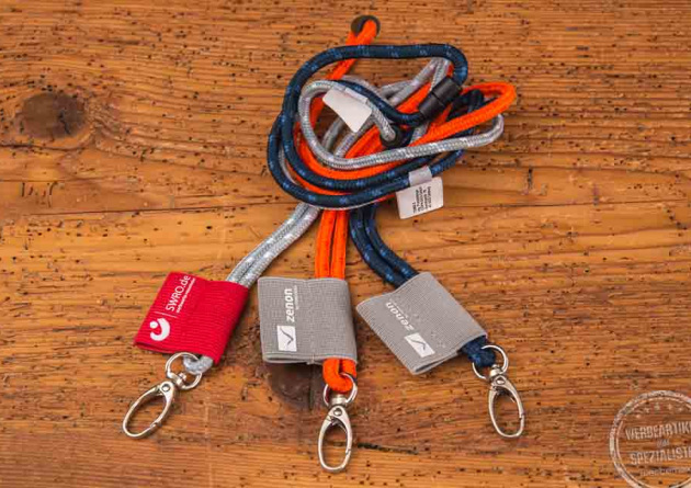3 Lanyards Kordel als cooler Schlüsselanhänger mit Logo bedruckt 