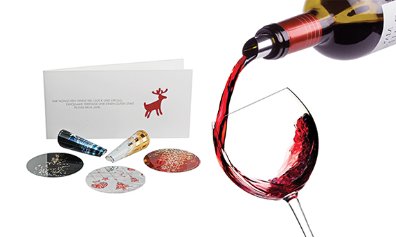 Drop Stop Weinausgie&szlig;er Anwendung mit diversen Beispielen und Grusskarte.