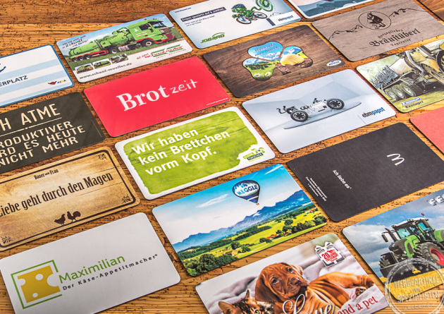 Fr&uuml;hst&uuml;cksbrettchen mit unterschiedlichem Logo Aufdruck als Werbeartikel