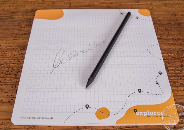 Mousepad und Haftnotizebn in einem als Werbeartikel mit Bleistift.