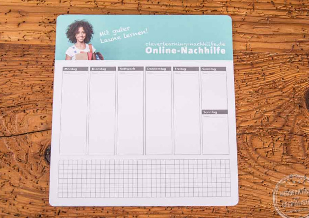 Haftnotizen Mousepad mit Wochenplaner und Online-Nachhilfe Aufdruck als Werbeartikel.