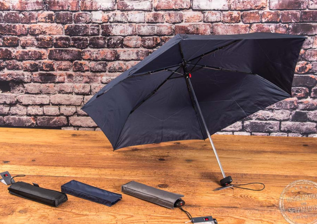 knirps Taschenschirm mit Logo