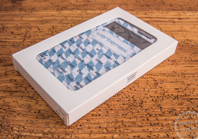 indivdiuell gestaltbarer Taschenrechner in der Verpackung