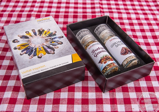 Saltini Gewürzmühlen für Chiemgauer Brotzeit Gewürz und Grillmeister Gewürz als Werbegeschenk