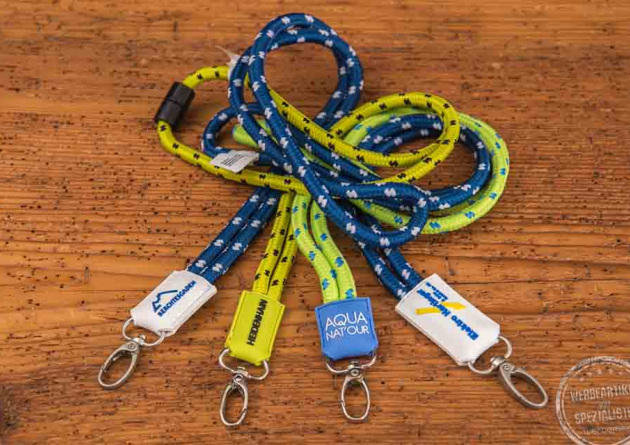 4 Kordel Lanyards in vielen Farben personalisiert als Schlüsselanhänger mit Logo