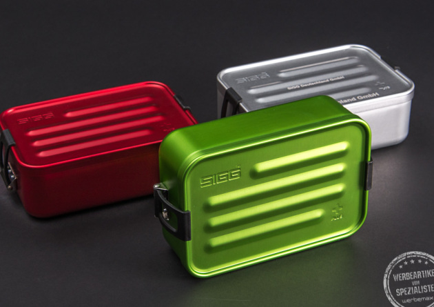 SIGG Brozeitdose in Rot, Grün und Silber