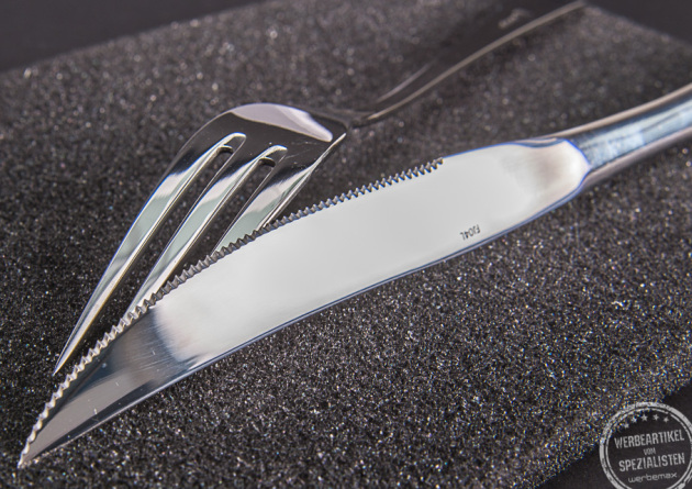 Steakmesser und -Gabel vo WMF als Corporate Gift