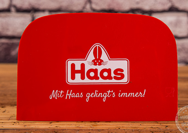 Teigschaber rot Scheer mit Logodruck als Werbeartikel.