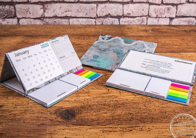 Tischkalender mit Postits