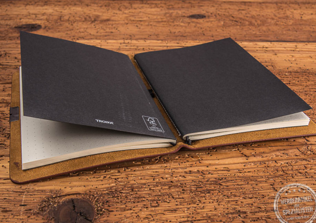 Notizbuch mit Ledereinband