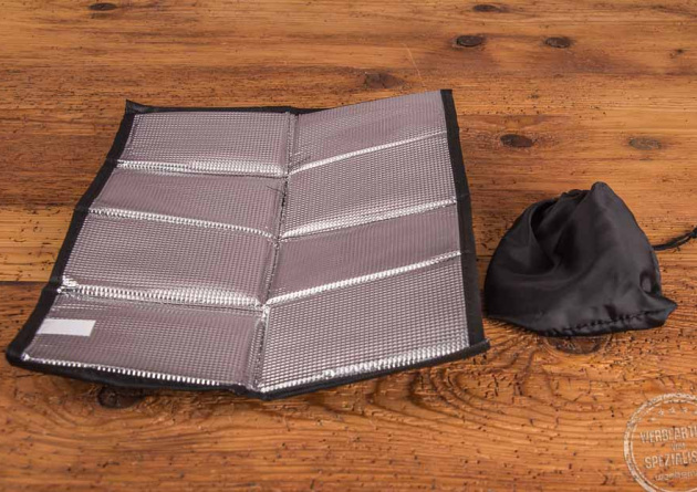 isoliertes Outdoor Sitzkissen mit Firmenlogo