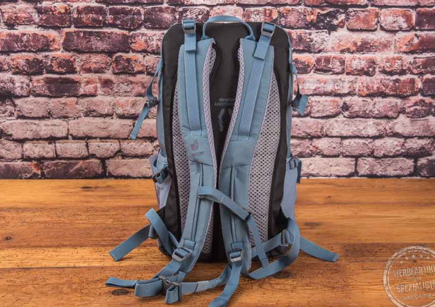 Deuter Hiking Wanderrucksack in der Ansicht von Hinten