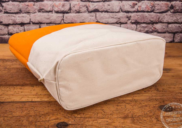 Wellness Tasche von unten