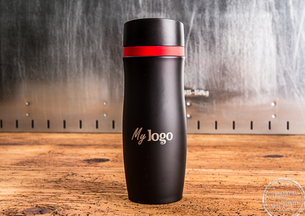 Auslaufsicherer Thermobecher mit Logo