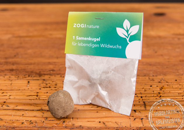 Samenbombe im Pergaminbeutelchen mit Werbedruck als niedliches Werbegeschenk für Messen und Veranstaltungen 