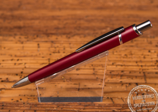 Roter Kugelschreiber aus recyceltem Aluminium perfekt f&uuml;r eine Gravur auf dem Clip oder Schaft.