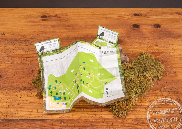 Faltplaner Concept Card aus Papier &ndash; Nachhaltige und bedruckbare Werbekarte f&uuml;r individuelle Werbung.