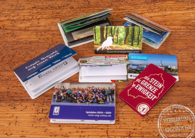 Mit der Concept Card von werbemax können Sie Print-Werbemittel wieder neues Leben einhauchen. Der innovative Mailingartikel aus Papier als Werbegeschenk. 