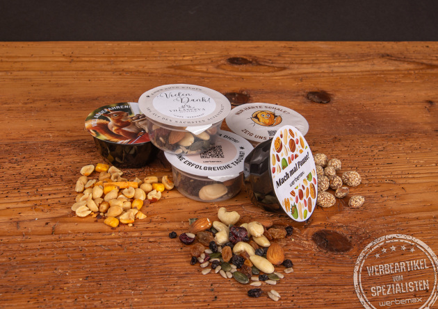 Nuts-Box Nussmischungen als Giveaway mit individuellem Logo.