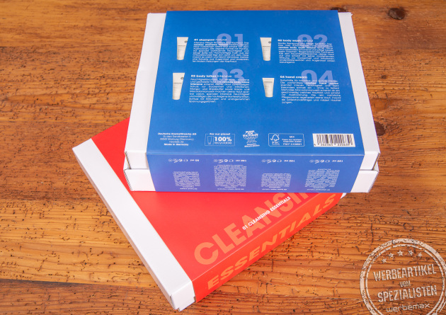 Neues newkee cleansing set als hochwertiges Werbegeschenk mit Ihrem Logo. Am Beispiel von der Sparkasse in rot mit Logo.