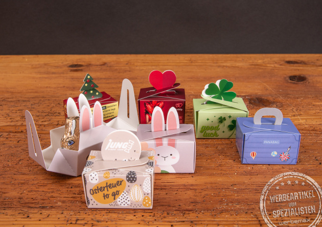 Werbegeschenke mit s&uuml;&szlig;em Inhalt. Die nachhaltige Kartonbox kann beliebig mit Ihrem Wunschinhalt bef&uuml;llt werden. Jetzt bei werbemax anfragen. 