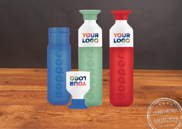 Drei Dopper Trinkflaschen mit Logodruck als nachhaltige Werbeartikel.