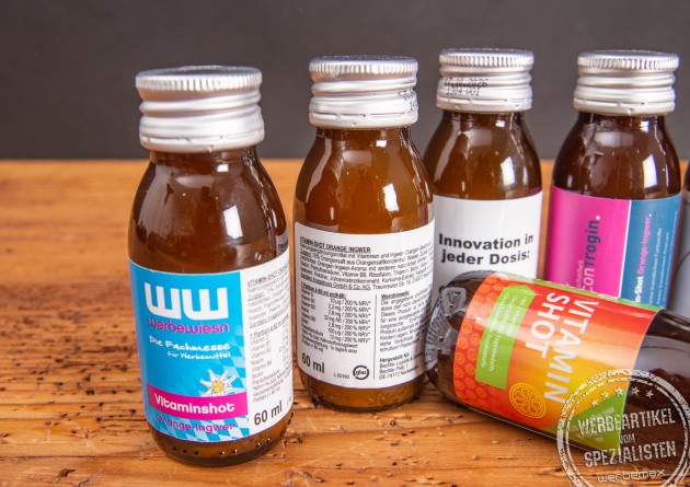 Vitamin Shots mit individueller Banderole als Werbeartikel.