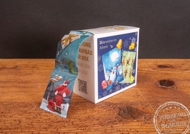 Origineller Adventskalender mit Fruchtgummitütchen zum herausziehen. Kartonage und Fruchtgummitütchen sind dabei komplett mit Ihrem Logo bzw. in Ihrem Design gestaltbar. 