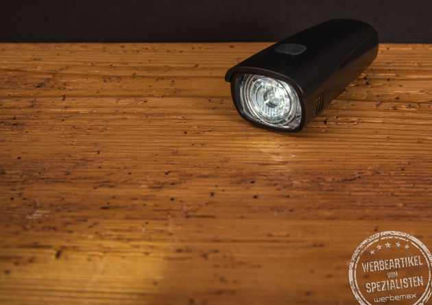 80 Lumen starkes Profi Bike Light mit Logo als Mitarbeitergeschenk. Verpackt in einem schönen Designkarton drücken Sie Wertschätzung aus. 