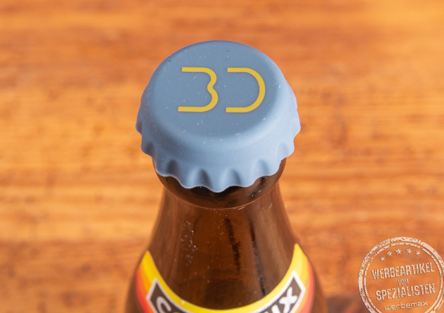 Korki Kronkorken Referenz Baierl & Demmelhuber als Werbeartikel auf Bierflasche.