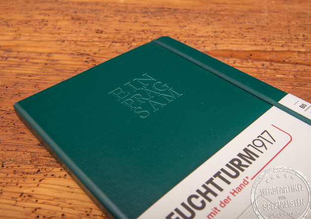 Detailansicht des Einbandes und Prägung beim Notizbuch Classic von Leuchtturm1917.