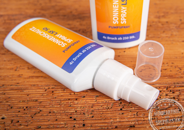 Sonnenschutzspray 50ml liegend – Fokus auf Sprühkopf und individuell bedrucktem Etikett mit LSF 50