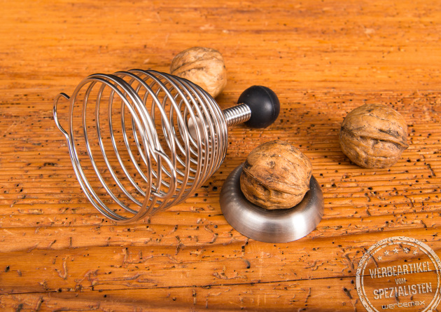 Nussknacker Naomi modern aus Edelstahl mit Auffangschale &ndash; praktisches Werbegeschenk.