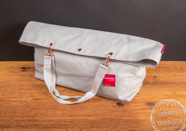 Reisenthel Shopper XL Herringbone in hellem Grau mit roségoldenen Details – große Strandtasche oder Einkaufstasche als stilvolles Mitarbeitergeschenk und hochwertiger Werbeartikel für den Sommer.