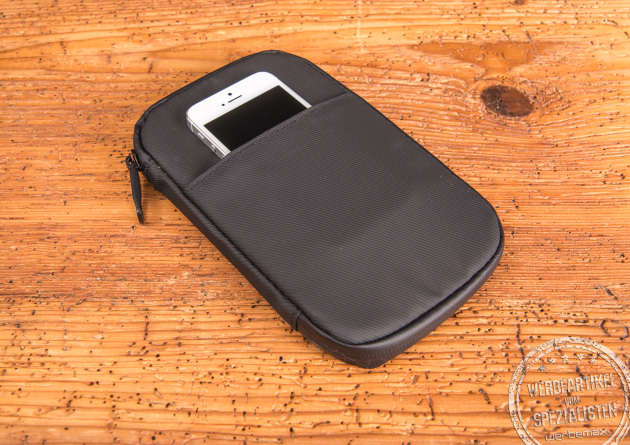 TROIKA Organizer Smart Traveller – kompakte Tasche zur Kabel- und Dokumentenaufbewahrung als Werbeartikel.