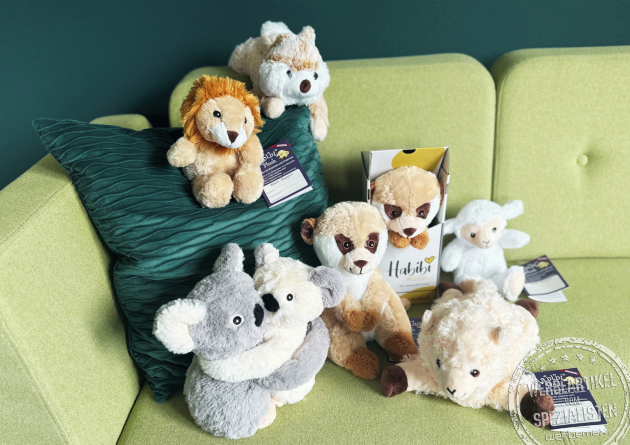 Habibi Plush Wärmekuscheltiere Kollektion – nachhaltige Wärmekissen Werbegeschenke mit Logo aus naturreiner Hirsefüllung