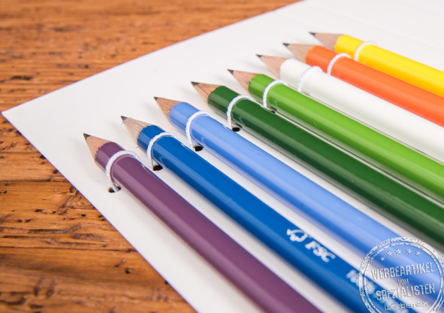 Bleistifte Werbeartikel in verschiedenen Farben als lackierte Holzbleistifte für individuellen Logodruck.