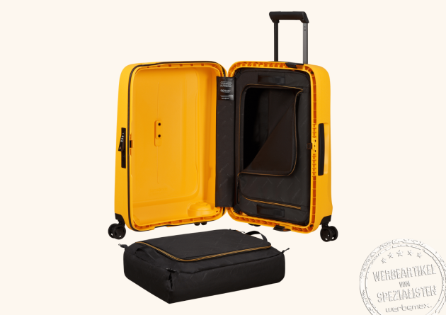 Samsonite Koffer Essens Gelb offen mit großem Packwürfel für strukturiertes Reisen im Handgepäck.