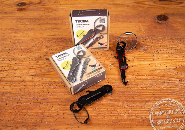 TROIKA Multitool PARCEL CUT & CART als Werbegeschenk &ndash; Minitool mit Logo und Verpackung in Schwarz und Rot